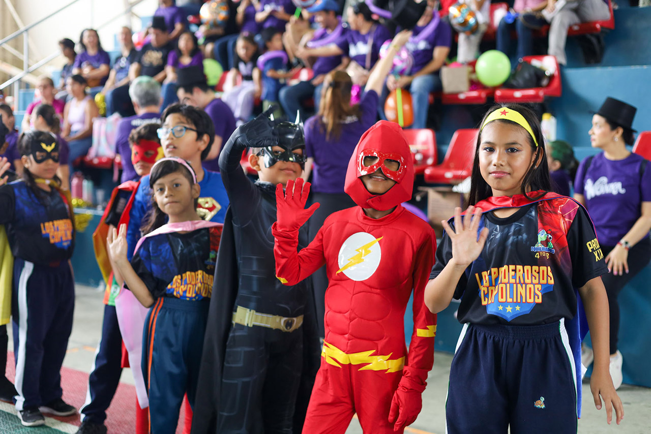 En evento de COPOL, padres e hijos se sintieron… ¡de película!