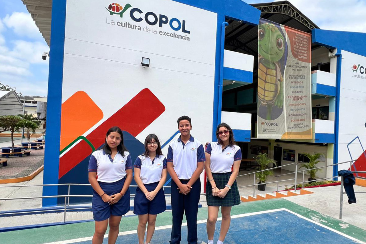 Excelencia copolina en debate y negociación durante el UCSG MUN 2025